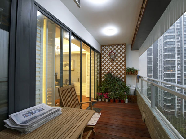 石家莊陽(yáng)臺(tái)裝修