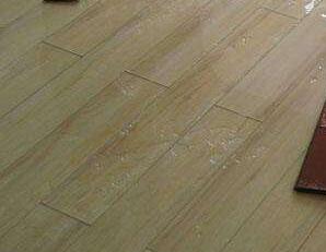 實木地板進(jìn)水了怎么處理？