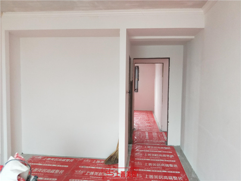 啟點(diǎn)小區(qū)130平