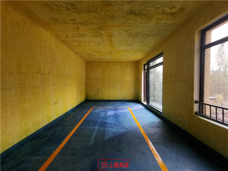 龍湖天宸原著180平