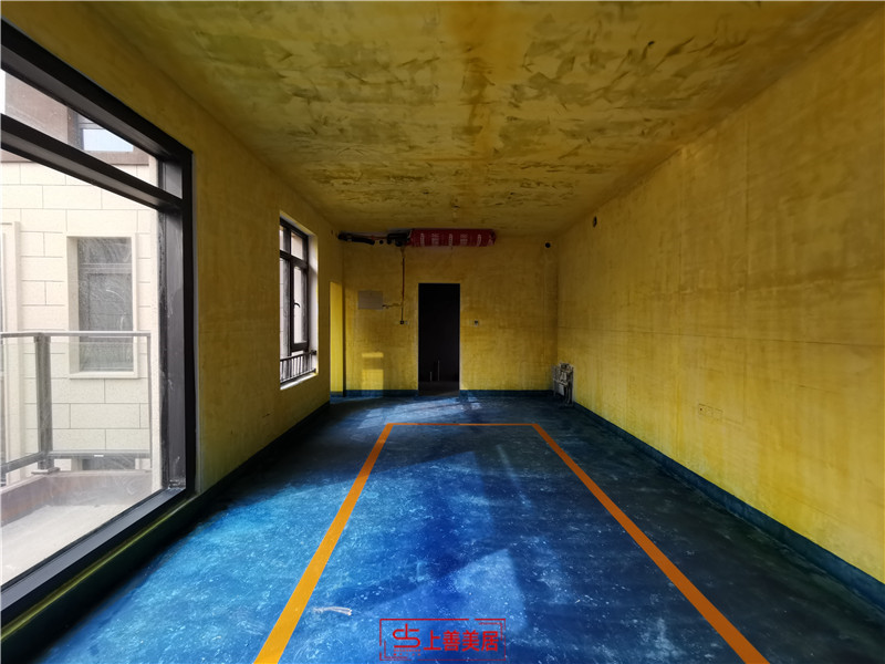 龍湖天宸原著180平