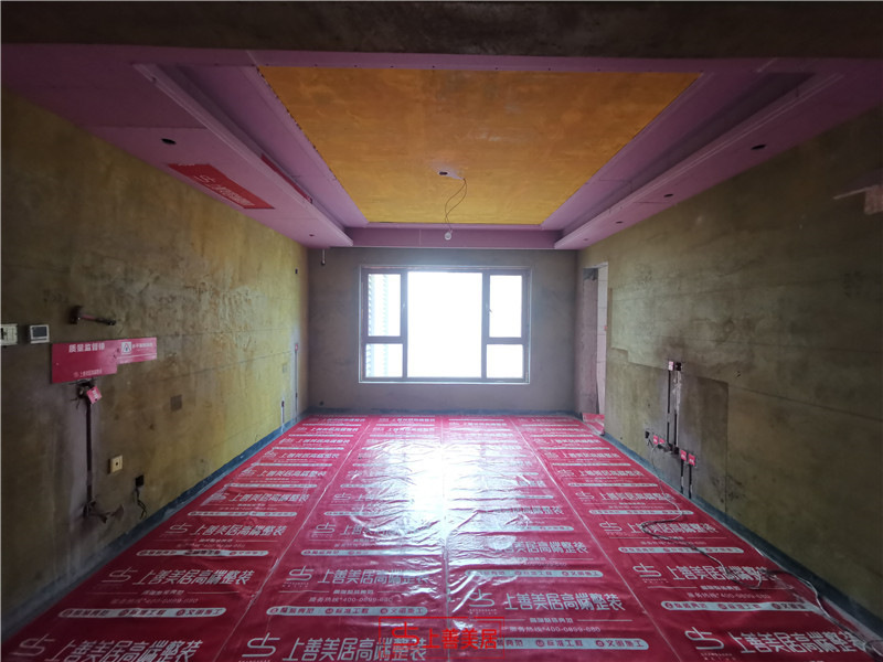 國(guó)赫天著130平