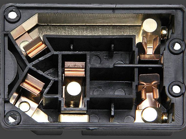 開關(guān)插座內(nèi)購(gòu)