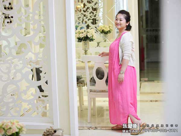 上善美居八大實(shí)景樣間代言主播阿寶